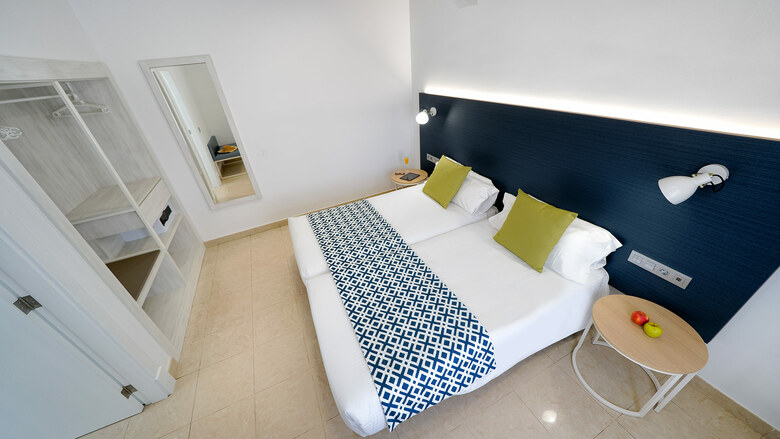 Hotel Broncemar Beach Suites