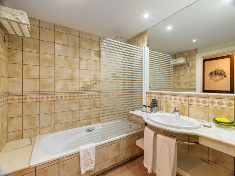Hotel H10 Playa Esmeralda - Adults Only