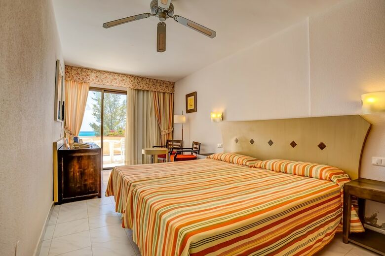 Hotel Sbh Taro Beach