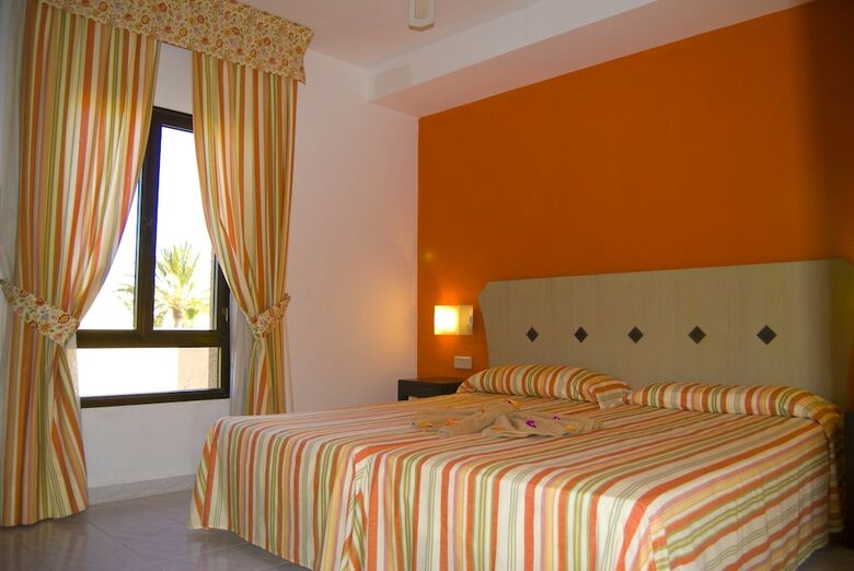 Hotel Sbh Taro Beach