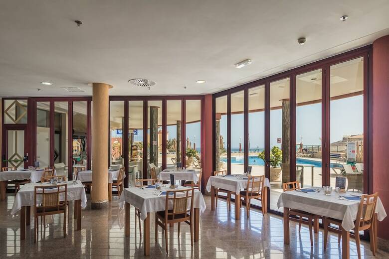 Esmeralda Maris By Livvo