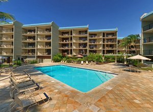 Hotel Aston Kona By The Sea