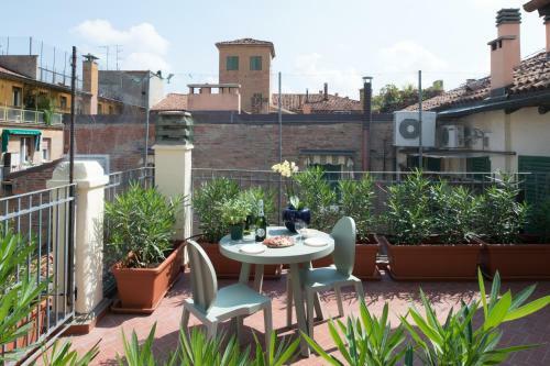 L'8 Boutique Design Apartments