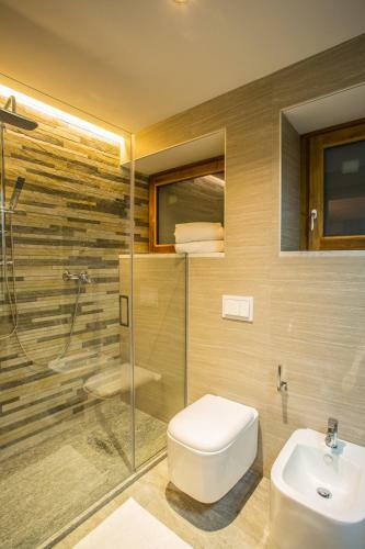 Hostal Alpine Rooms Guesthouse