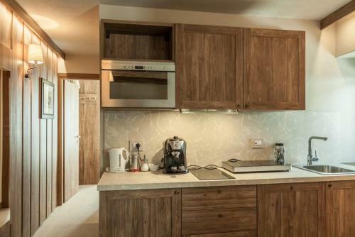 Eden Apartment