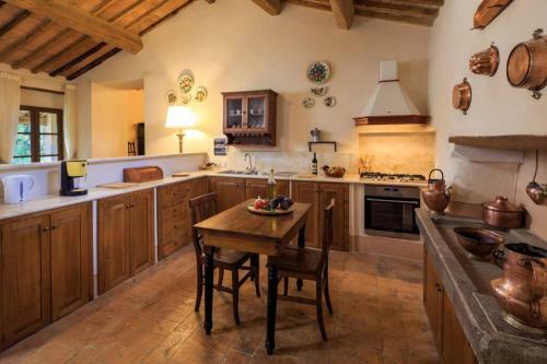 Podere Maiano - Private Pool Villa With Spa