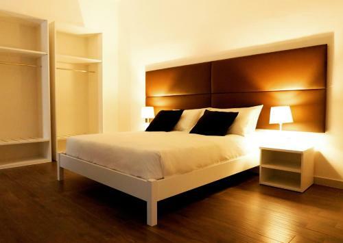 Hostal Banus Rooms