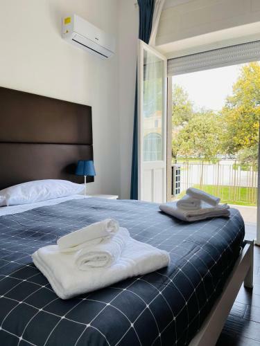 Hostal Banus Rooms