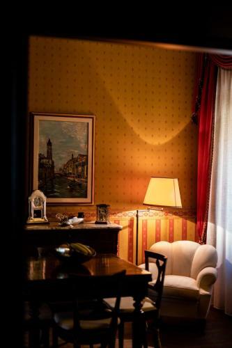 Hostal Palazzo Chiara