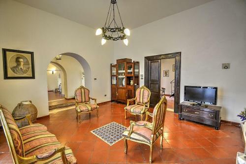 Calvanico Villa Sleeps 12 Air Con Wifi