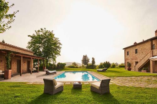 Castelfalfi Villa Sleeps 10 With Pool And Air Con