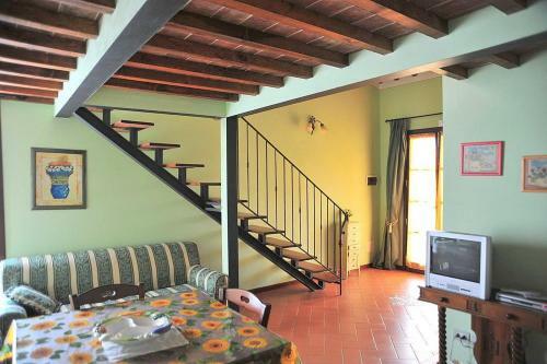 Castelfiorentino Villa Sleeps 4 Pool Air Con Wifi