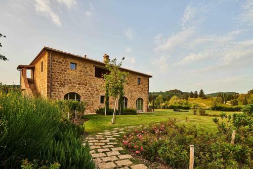 Castelfalfi Villa Sleeps 16 With Pool And Air Con