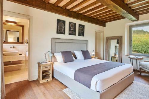 Castelfalfi Villa Sleeps 16 With Pool And Air Con