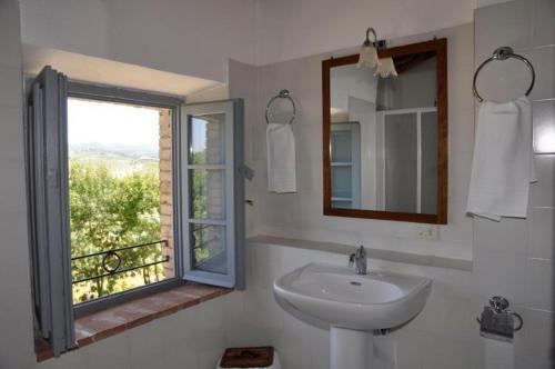 Lilliano Villa Sleeps 10 Pool Air Con Wifi
