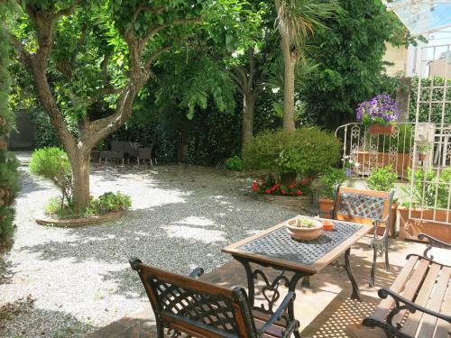 Hostal Villa Amorosa