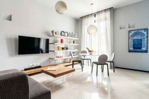 Apartamento Palazzo Visconti - By Myhomeincomo