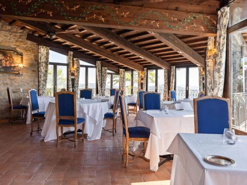 Regal Holiday Home In Collazzone With Sauna And Bar