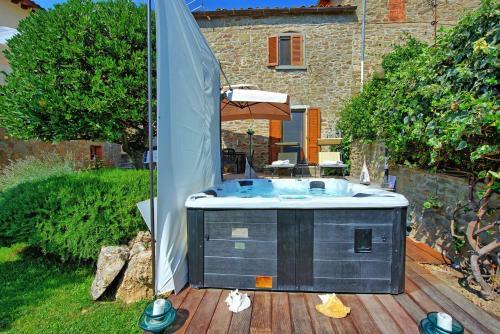 Il Borgo Apartment Sleeps 3 With Pool And Wifi
