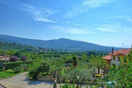 Il Borgo Apartment Sleeps 3 With Pool And Wifi