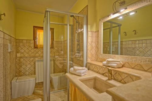 Il Borgo Apartment Sleeps 3 With Pool And Wifi