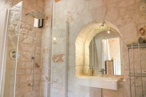 Cozzana Villa Sleeps 6 With Pool And Air Con