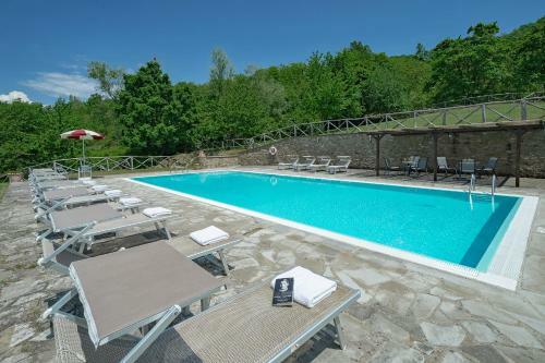 Felcino Nero Villa Sleeps 12 Pool Air Con Wifi