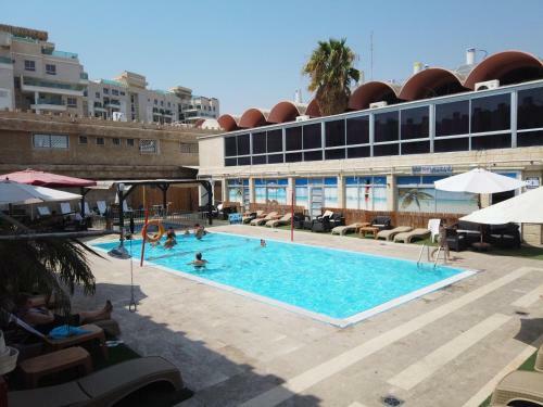 Rio Hotel