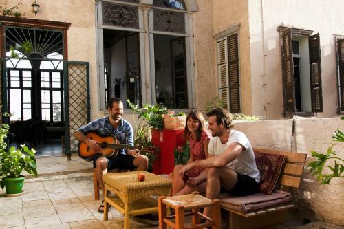Hostal Fauzi Azar Inn