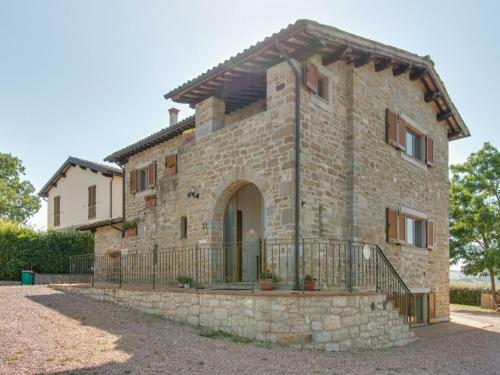 Lovely Holiday Home In Gubbio With Pool