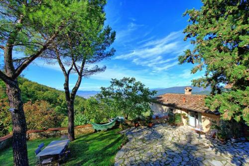 Le Catese Villa Sleeps 6 With Pool Air Con And Wifi