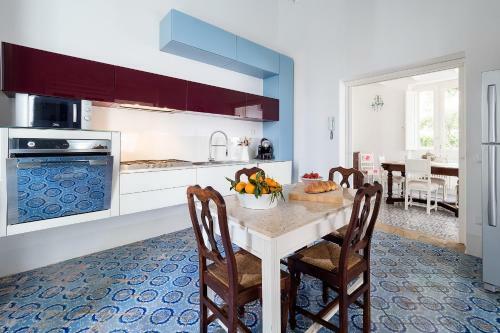 L'addolorata Villa Sleeps 7 Pool Air Con Wifi