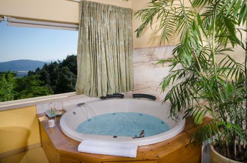 Lodge Ha'seuda Ha'achrona Suites