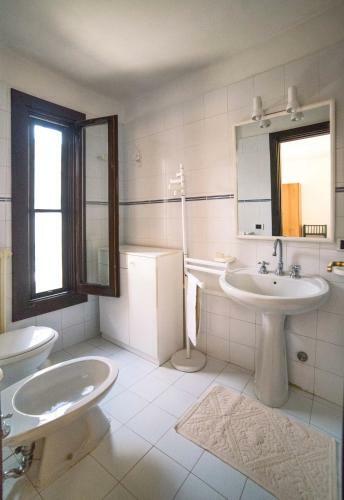 Lequile Villa Sleeps 11 With Pool Air Con And Wifi
