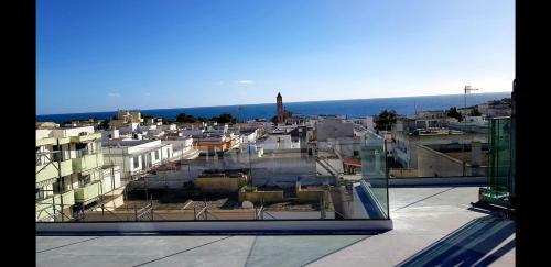 Apartamento Attico Vista Mare Con Piscina