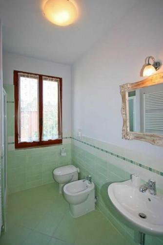 Gorgognano Apartment Sleeps 6 With Pool And Wifi