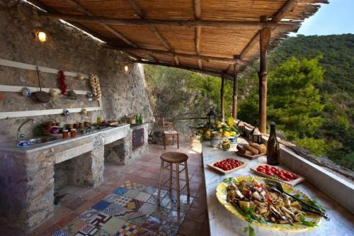 Maiori Villa Sleeps 14 Pool Air Con Wifi