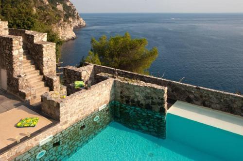 Maiori Villa Sleeps 14 Pool Air Con Wifi