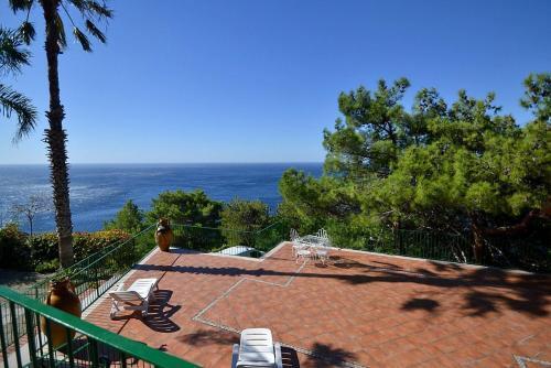 Maiori Villa Sleeps 12 Pool Air Con Wifi