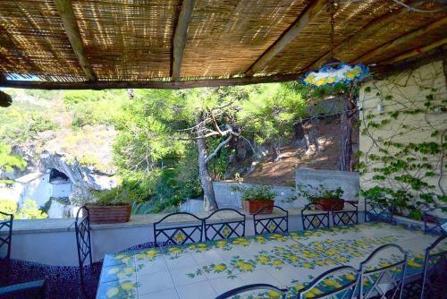 Maiori Villa Sleeps 12 Pool Air Con Wifi