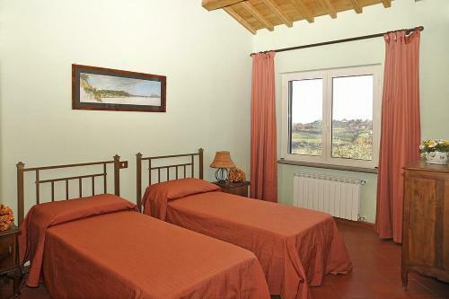 Magliano Sabina Villa Sleeps 8 Pool Wifi