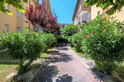 Apartamento Accogliente Trilocale Turone A Due Passi Dal Mare