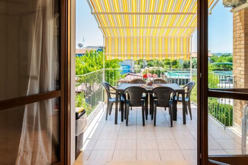 Apartamento Accogliente Trilocale Turone A Due Passi Dal Mare