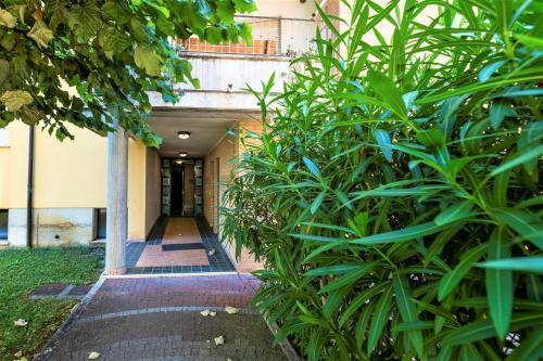 Apartamento Accogliente Trilocale Turone A Due Passi Dal Mare