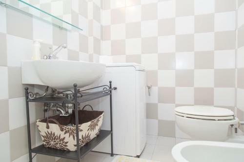 Apartamento Cozy & Comfy Apt In Navigli Area
