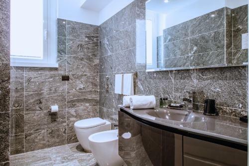 Hostal Aiello Rooms