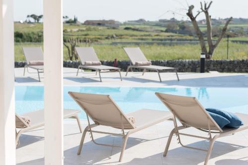 Villa White