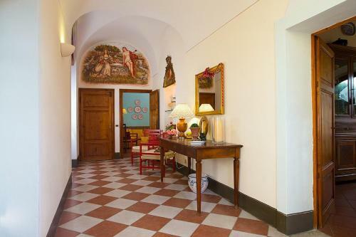 Fabbrica Villa Sleeps 13 Pool Air Con Wifi