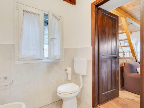 Heavenly Holiday Home In Carcente With Balcony