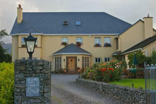 Tom And Eileen's Farmhouse B&B